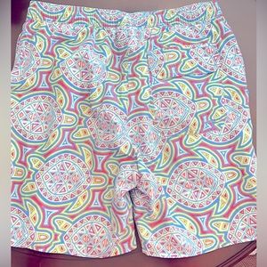 Men’s S Vineyard Vines swimsuit